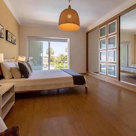 Altura Villa * אלטורה