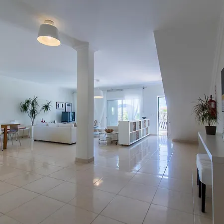 Altura Villa *